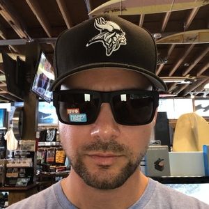 Meet your Posher, Simon